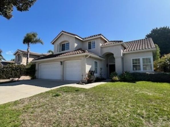2320 Diamond Head Way