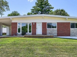 1201 Tahiti Dr, Saint Louis, MO