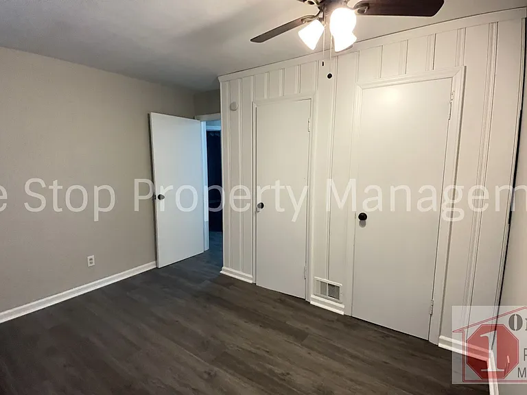 5714 NE 49th St — Photo 19