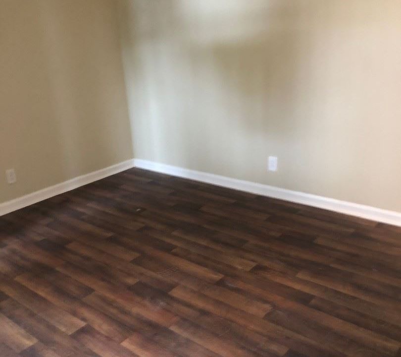 1st image of 296 Pine St NW APT 21