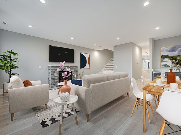 4th image of 2816 N Southport Ave #Penthouse
