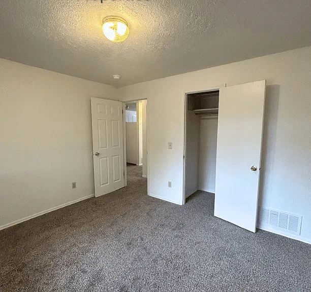 36 Mountain Dr — Photo 11