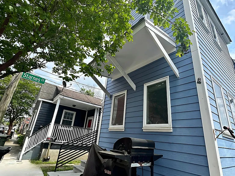 183 Romney St — Photo 2
