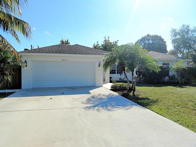 1st image of 1061 NW Bayshore Blvd