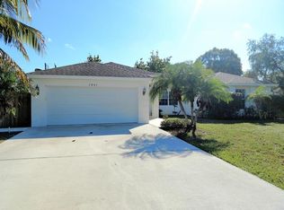 1061 NW Bayshore Blvd, Port Saint Lucie, FL 34983