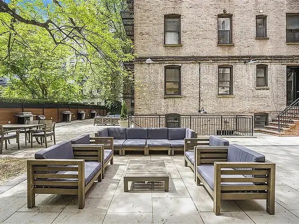 58 Avenue A image 9 of 9