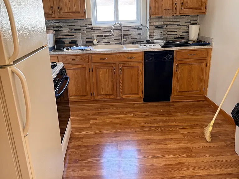 8303 Mayfair St — Photo 5