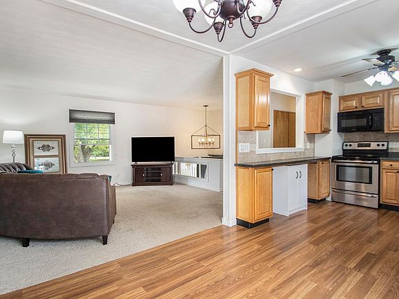 2nd image of 54427 Faye Dr