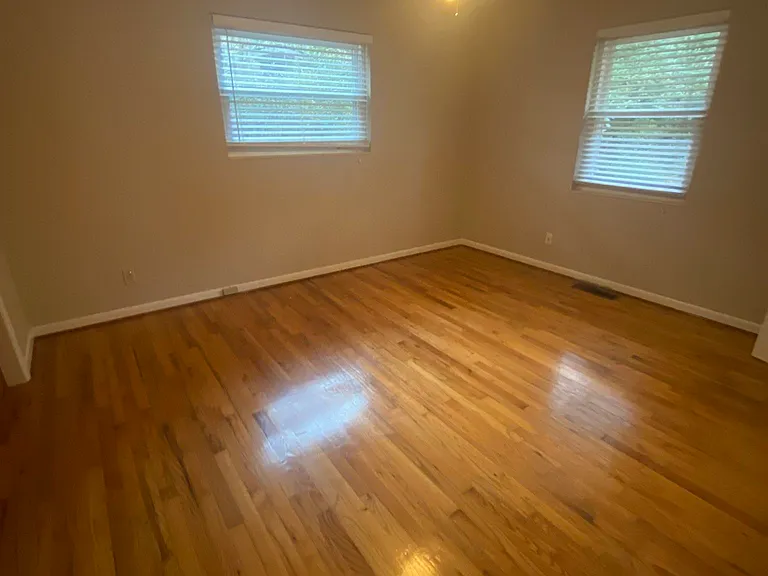 1504 Sunset Ln — Photo 18