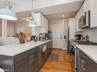 922 W Oakdale Ave APT 1S, Chicago, IL 60657