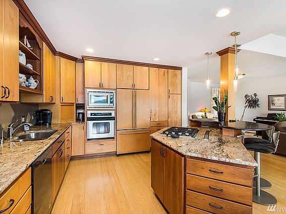 5th image of 8915 N Harborview Dr APT 203