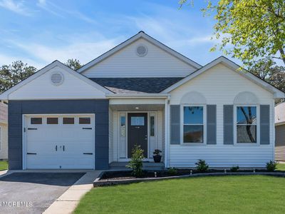 80 Canterbury Lane, Toms River, NJ, 08757