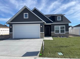 2015 Lowline Ave, Twin Falls, ID 83301