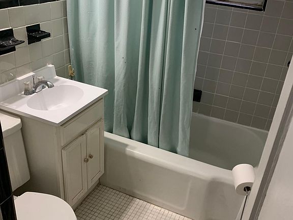 4th image of 25461 75th Ave Floor 2