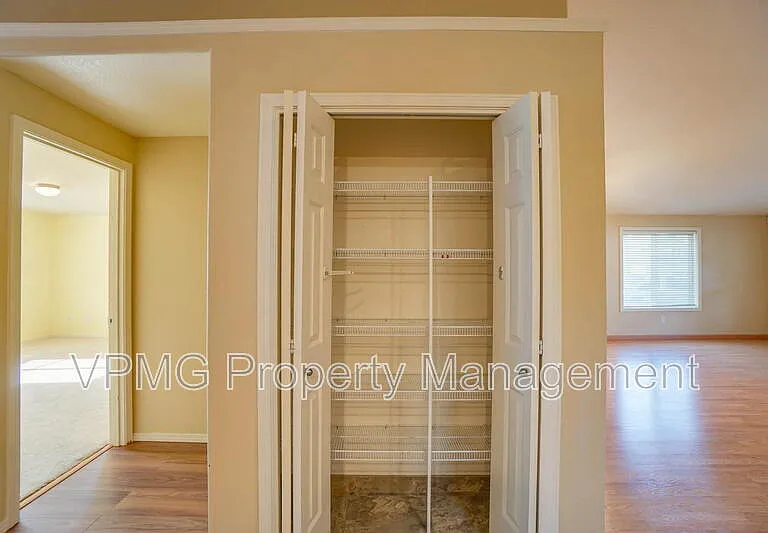 8620 NE 90th Pl — Photo 14