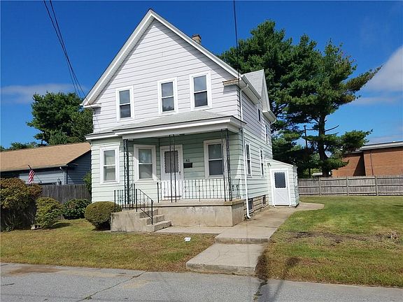 5th image of 81 Sherwood St