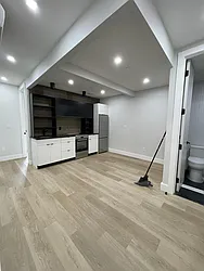 Rented by Aron Fried, LREB