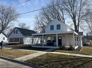 500 S 3rd St, Clear Lake, IA 50428