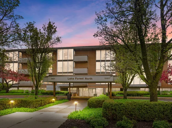 1301 N Western Ave Unit 319, Lake Forest, IL 60045