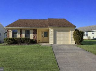 12 Windmill Ct, Columbus, NJ 08022