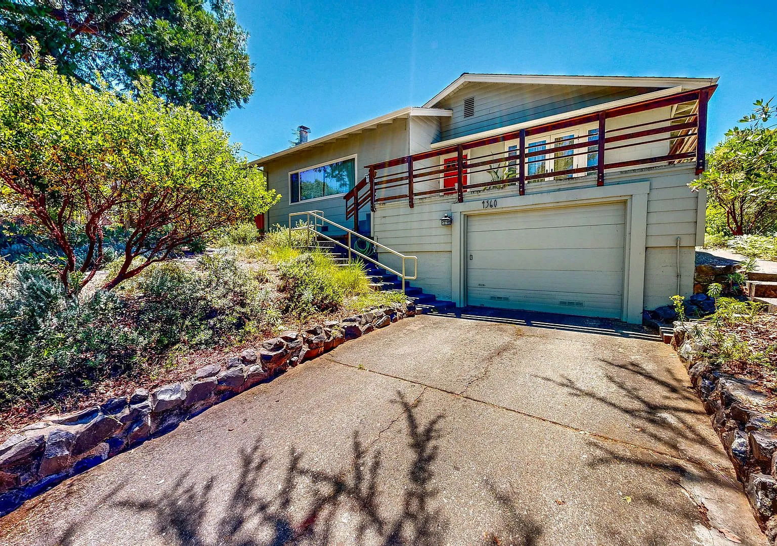 Beautiful Two Bedroom One Bath Close to Spring Lake & Annadel State Park — Photo 3