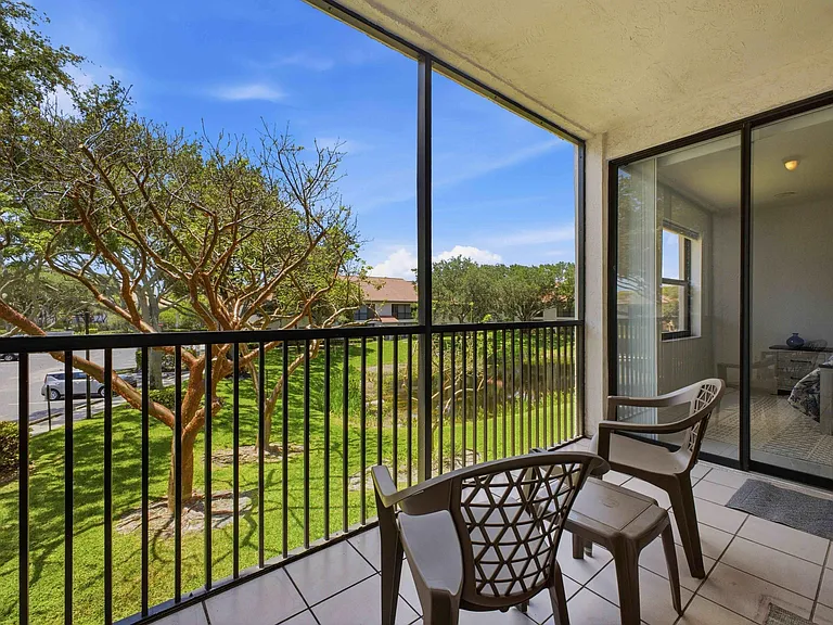 5157 Floria Way #J — Photo 30