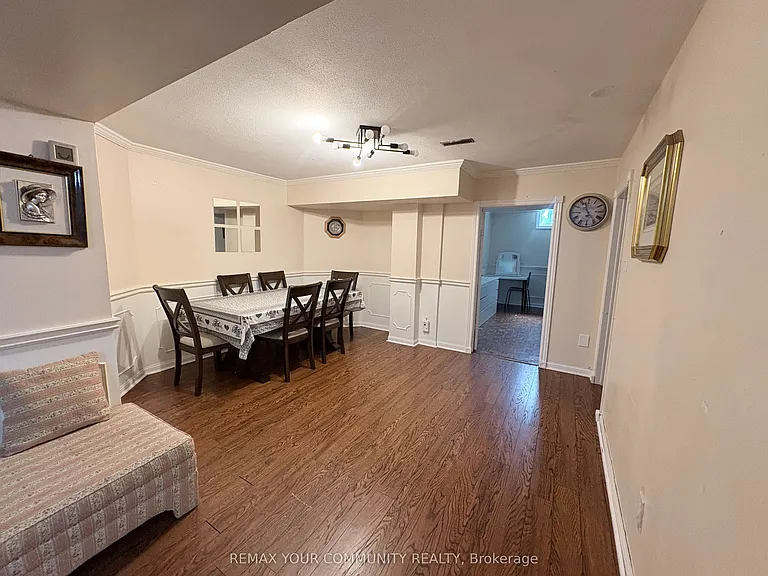 58 Kings Cross Ave #BASEMENT — Photo 5