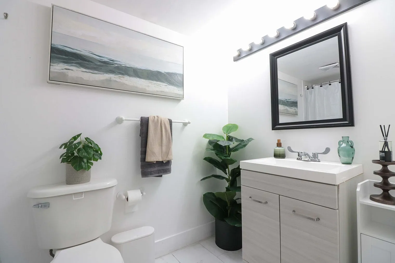 1 bed, 1.0 bath, 5381 sqft, $3,025 — Photo 4