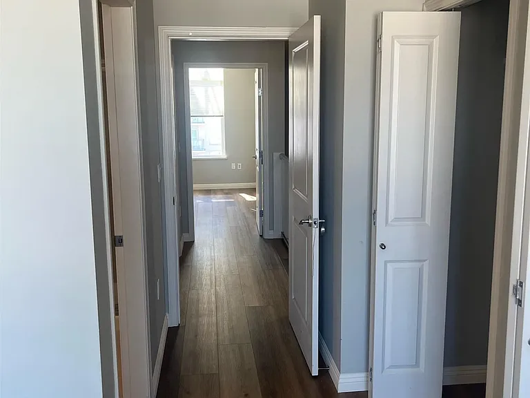 825 W Beech St W #401 — Photo 9