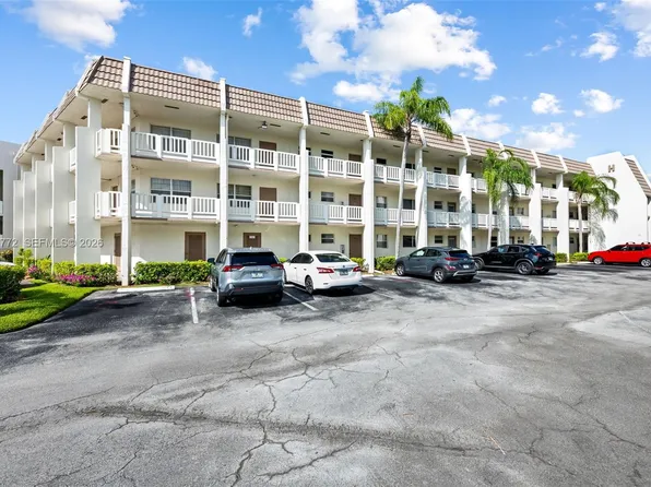 6890 Royal Palm Blvd APT 211H, Pompano Beach, FL 33063
