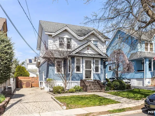 237 Maplewood Ave, Bogota, NJ 07603