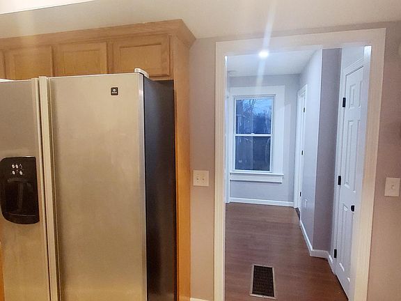 4th image of 20 Lincoln Ct #20