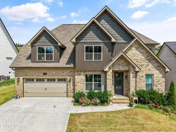 2214 Hickory Crest Ln, Knoxville, TN 37932