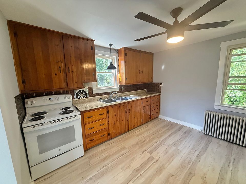 Oil radiator heat--included! Water/sewer included also.