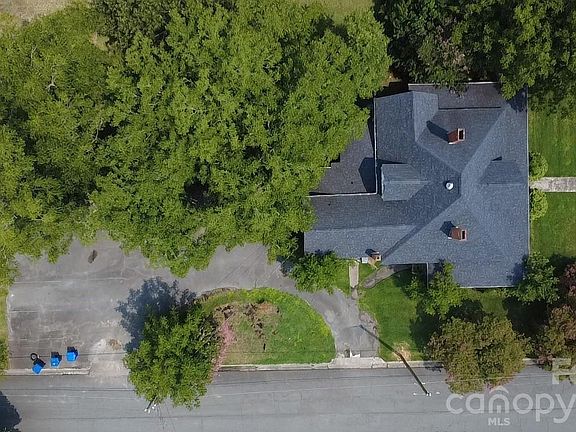5th image of 108 S Main St