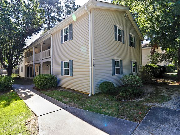 2nd image of 725 Heavens Dr APT 5