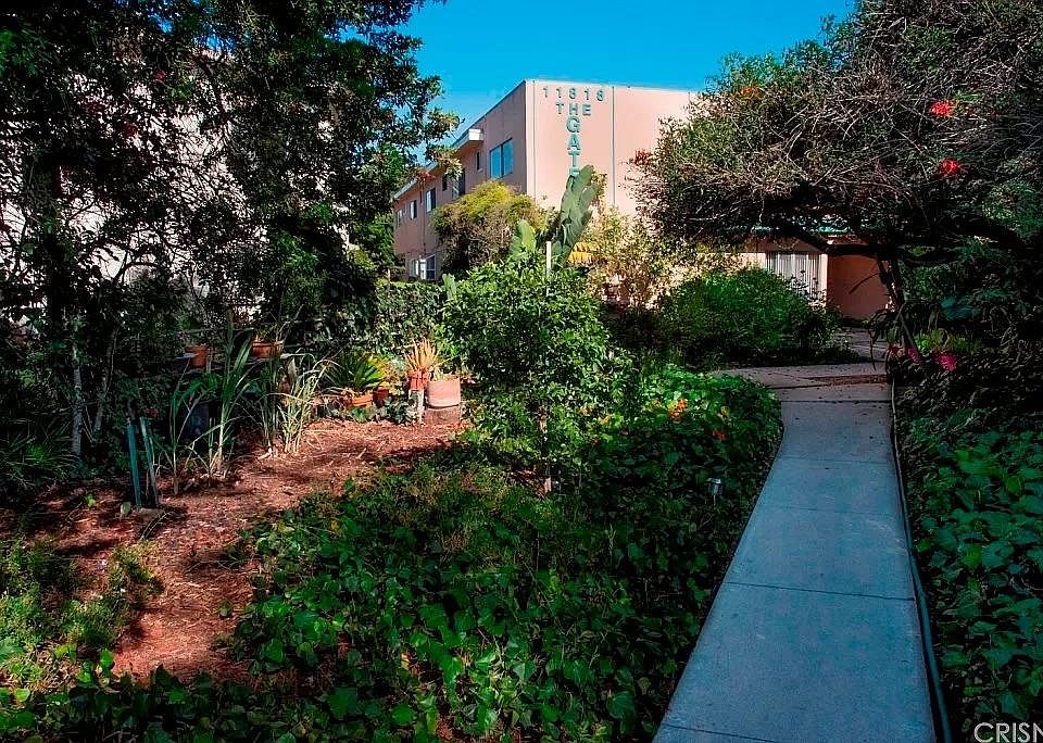 1st image of 11818 Gateway Blvd APT 1