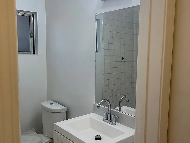 6600 Whitsett Ave — Photo 17