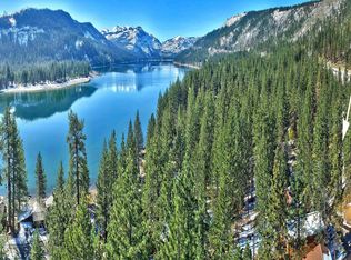 13160 Moraine Rd, Truckee, CA 96161