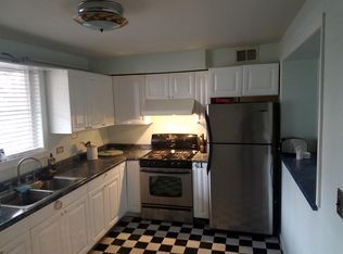 2430 W Thomas St #2, Chicago, IL 60622