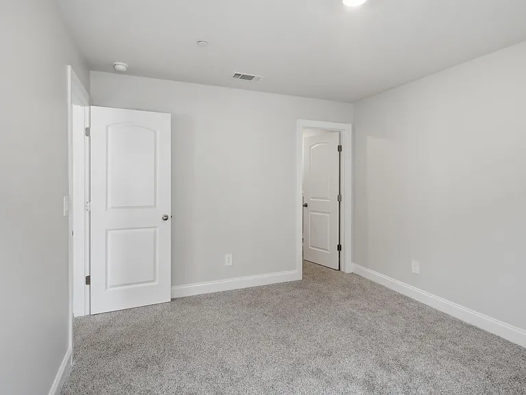 204 Douglas Bend Rd #1806 — Photo 24