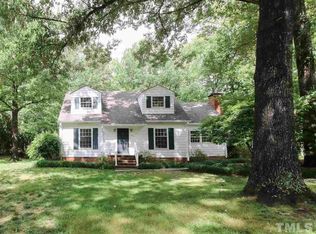 624 Tinkerbell Rd, Chapel Hill, NC 27517