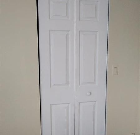 4th image of 21325 NE 8th Pl APT 2