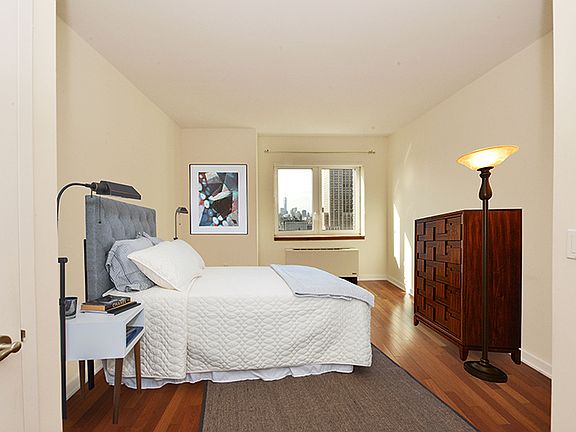 5th image of 425 Fifth Ave #44D
