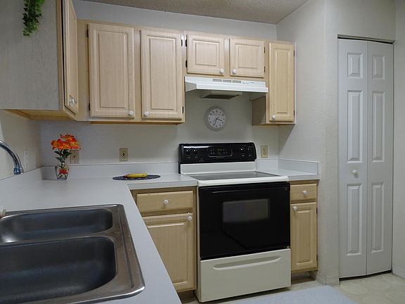 4th image of 4320 Summer Landing Dr APT 206