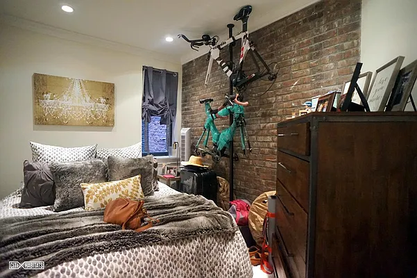 Rented by Citi Habitats | media 34