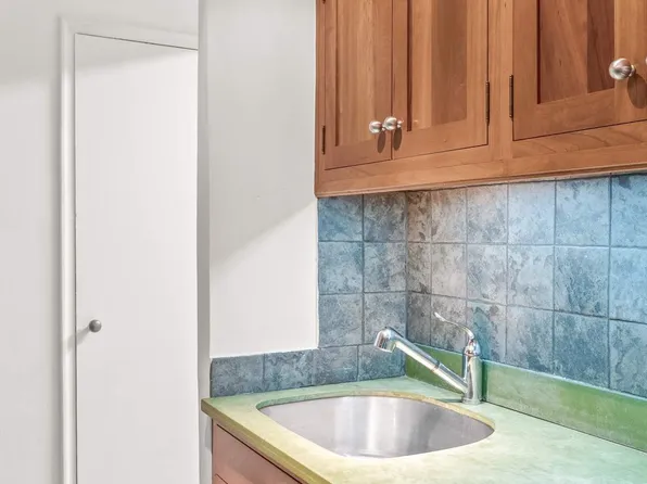 205 West 95th Street image 7 of 16