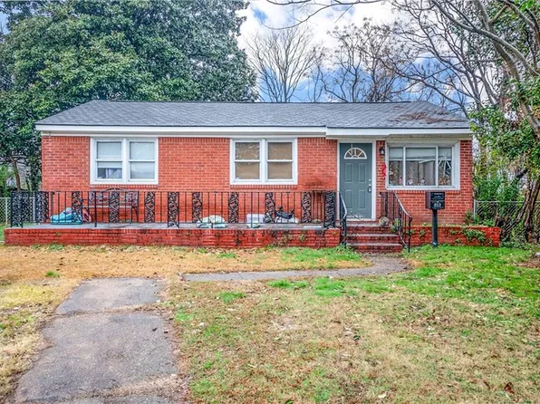 912 Westgate Ct, Chesapeake, VA 23324