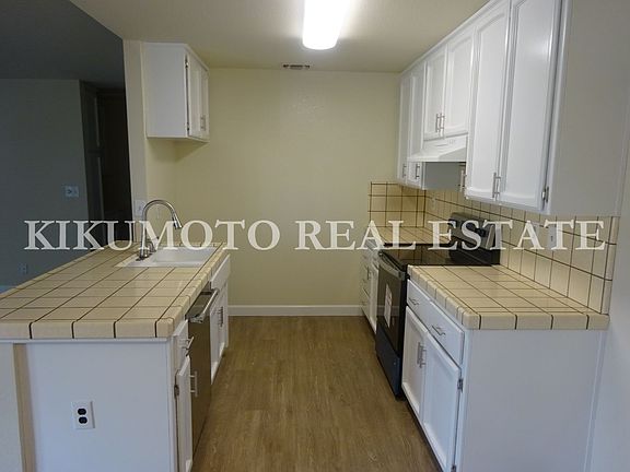 4th image of 6891 Steamboat Way