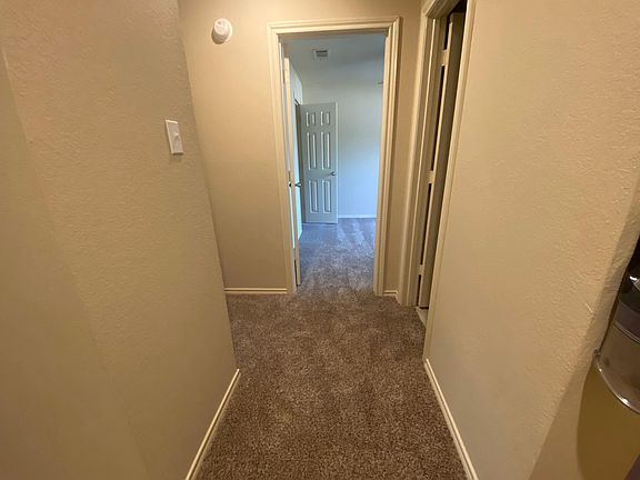 5th image of 10725 Lone Pine Ln